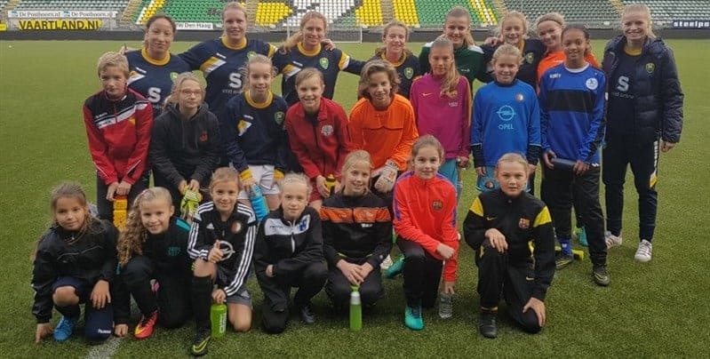 Geslaagde clinic Jonger Oranje Meisjes met ADO Den Haag Vrouwen