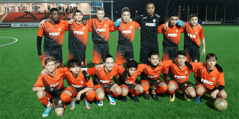 Jonger Oranje O15 strijdend ten onder tegen AZ