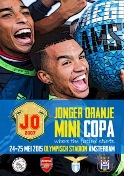 Voetballen in Olympisch Stadion met Jonger Oranje Mini Copa