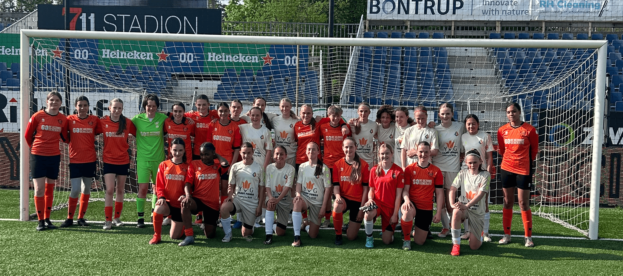 Groepsfoto_JongerOranje_Telstar
