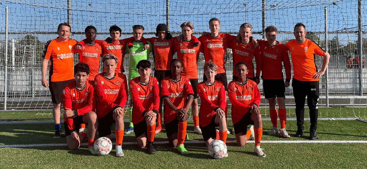 Teamfoto Jonger Oranje – ADO Den Haag – 7 mei 2024