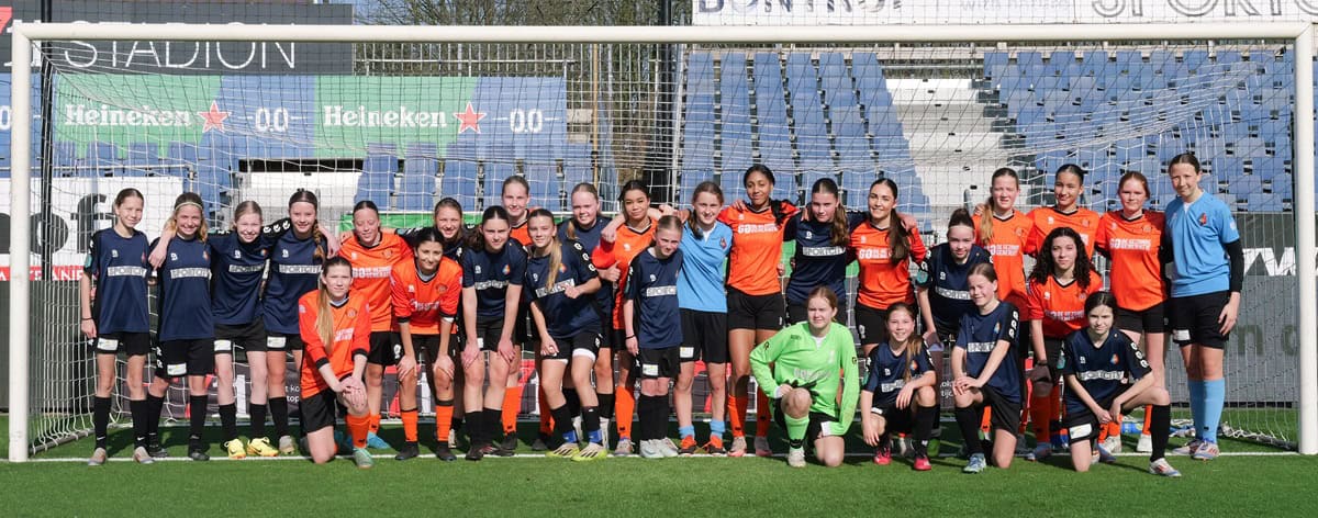 Jonger Oranje tegen Telstar Vrouwen